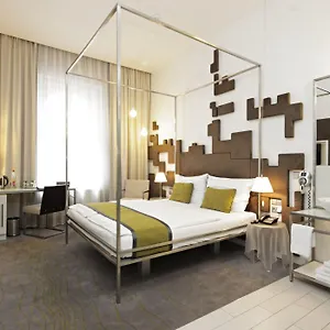 Hotel Pure White, Prague